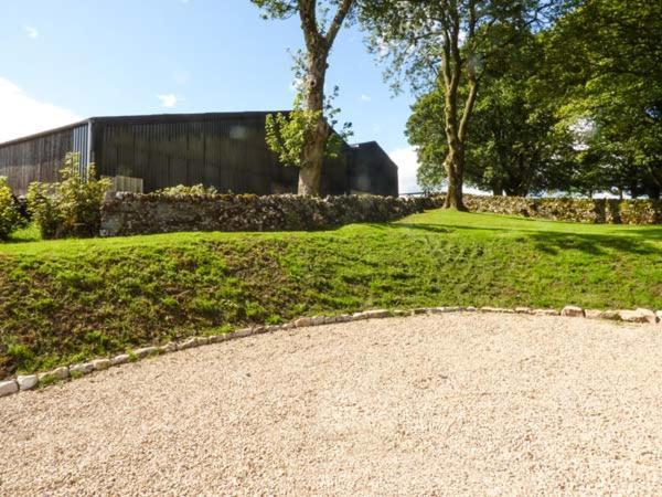 Bank Top Earl Sterndale Bagian luar foto